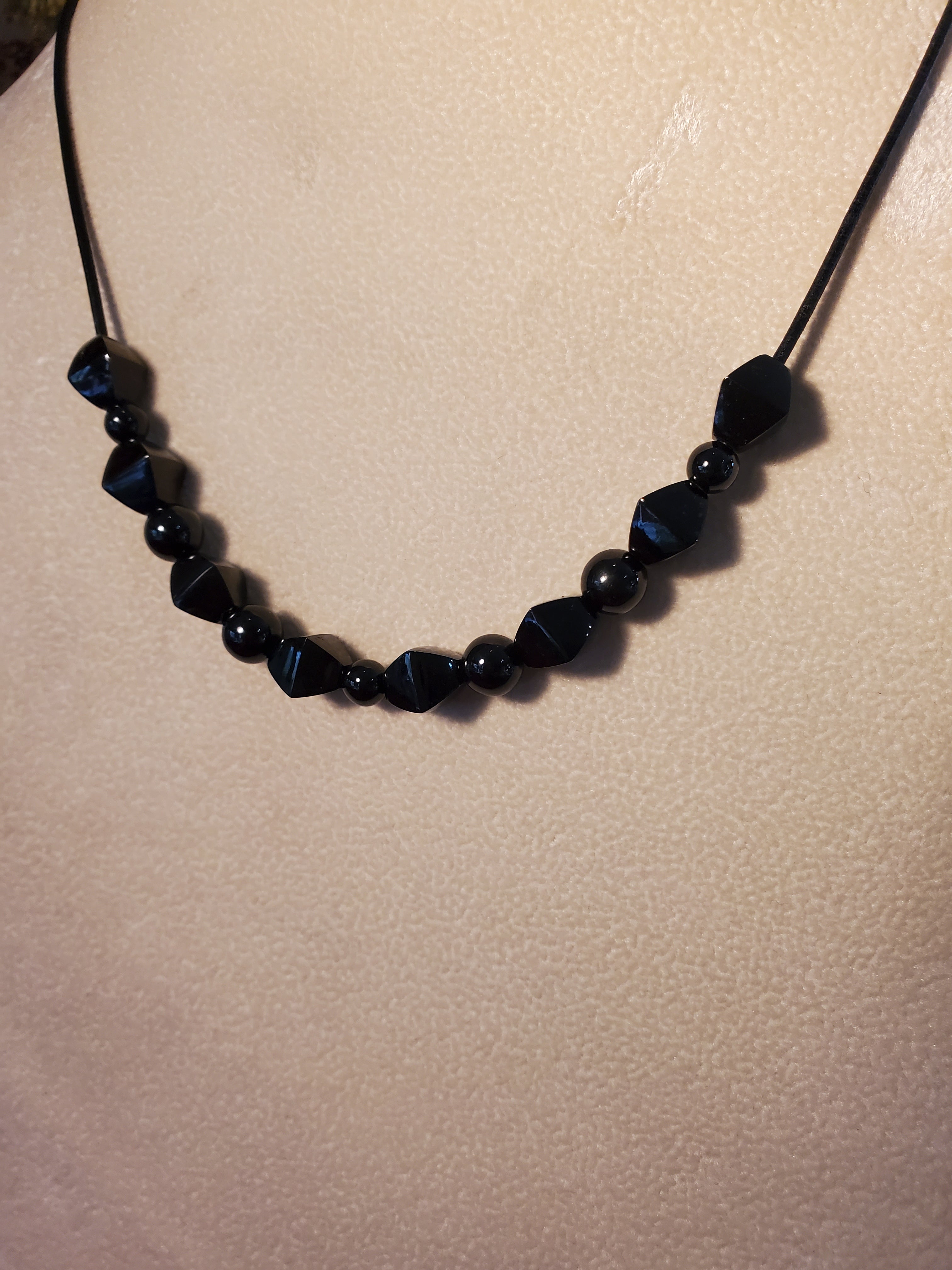 Buy Zoya Gems & Jewellery 6-10MM Onyx Bead Necklace Black jade necklace  Nephrite Onyx beads Necklace For Unisex at Amazon.in